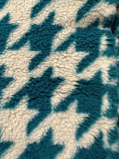 Borreguito pata gallo petróleo