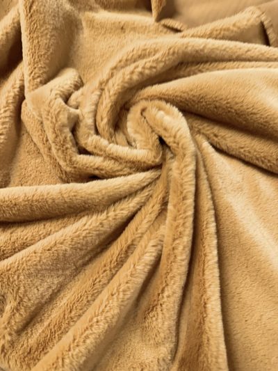 Pelo corto lux Moscú marrón claro