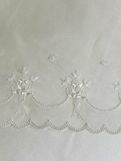 Organza bordada ramo beig