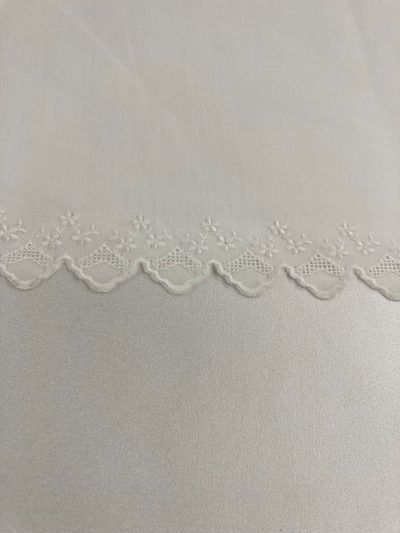 Batista Blanca Algodón Bordada Jimena