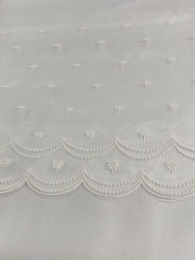 Organza bordada blanca Candela