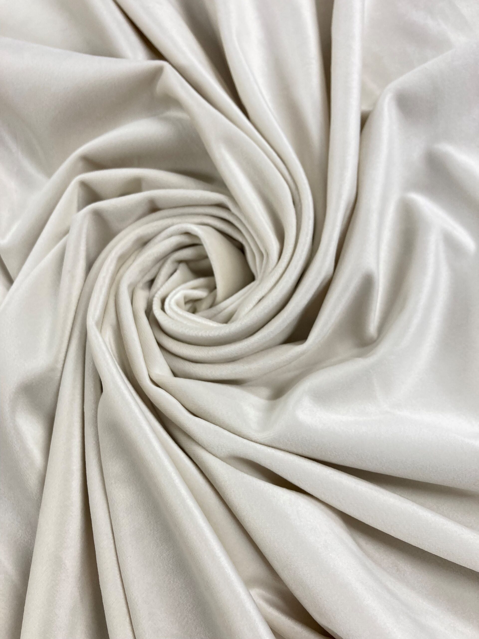 Terciopelo Alaska hueso