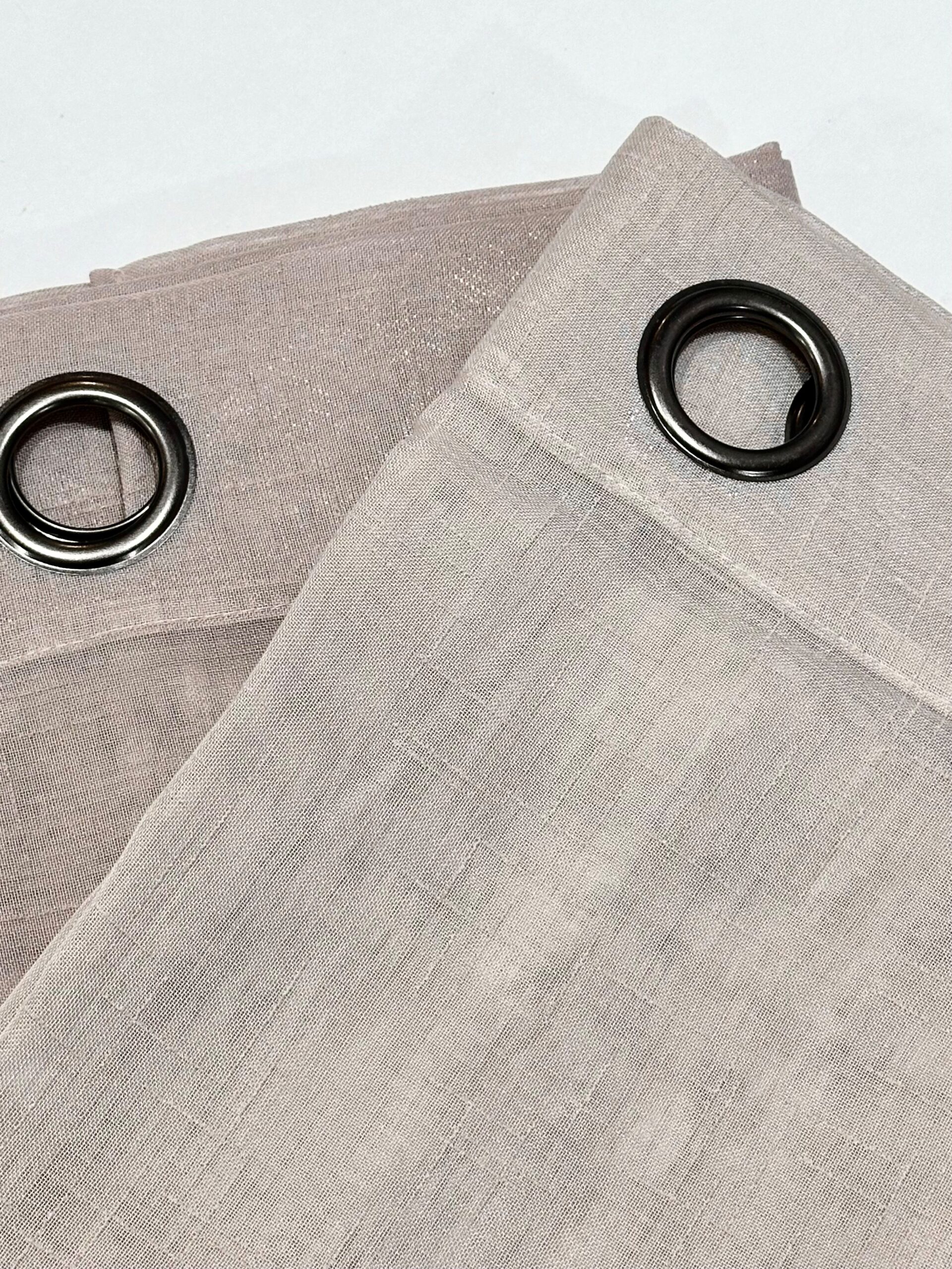 Visillo confeccionado Daniela Beige tostado