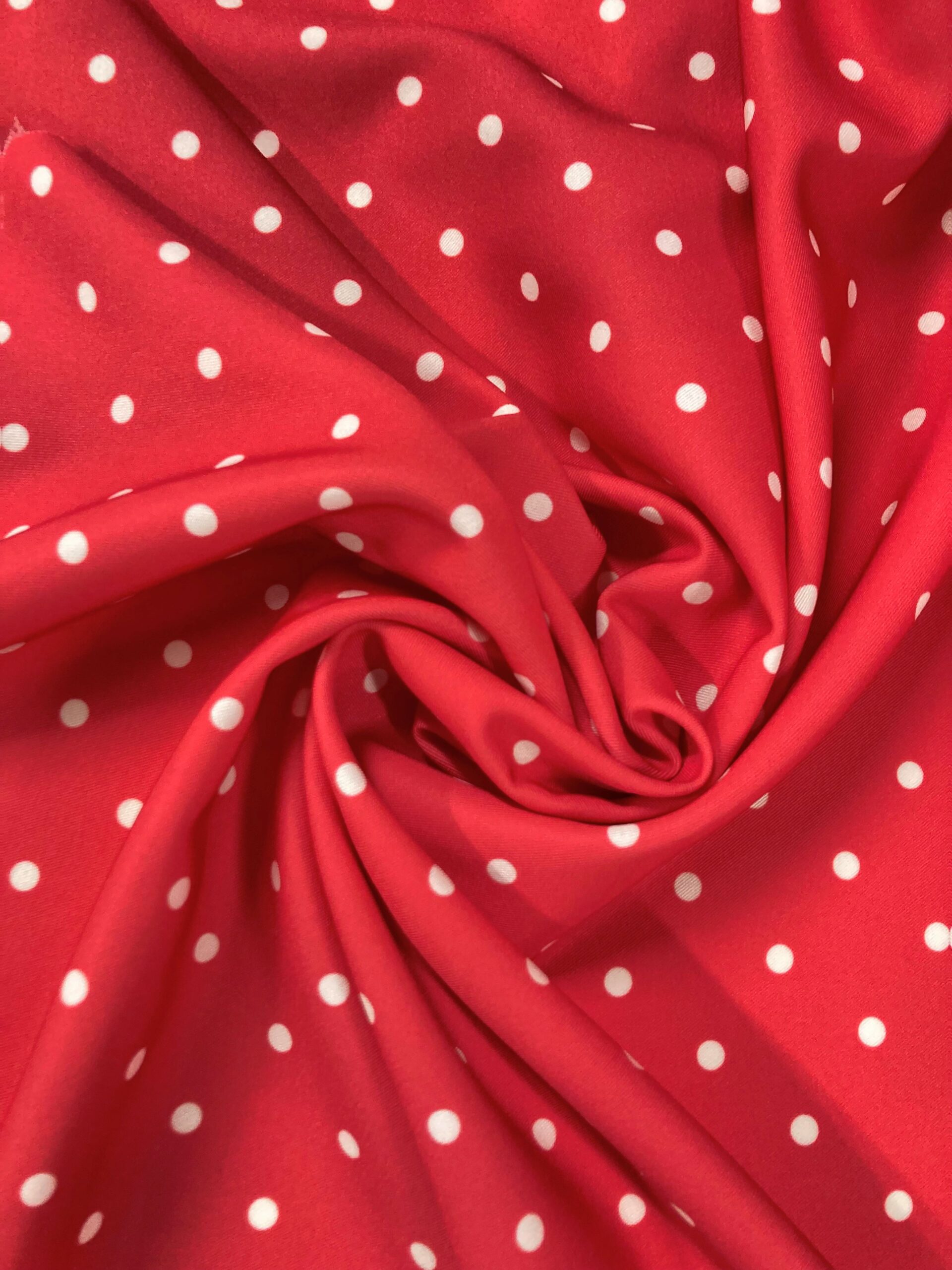 Bielástico gabardina lunar blanco f.rojo