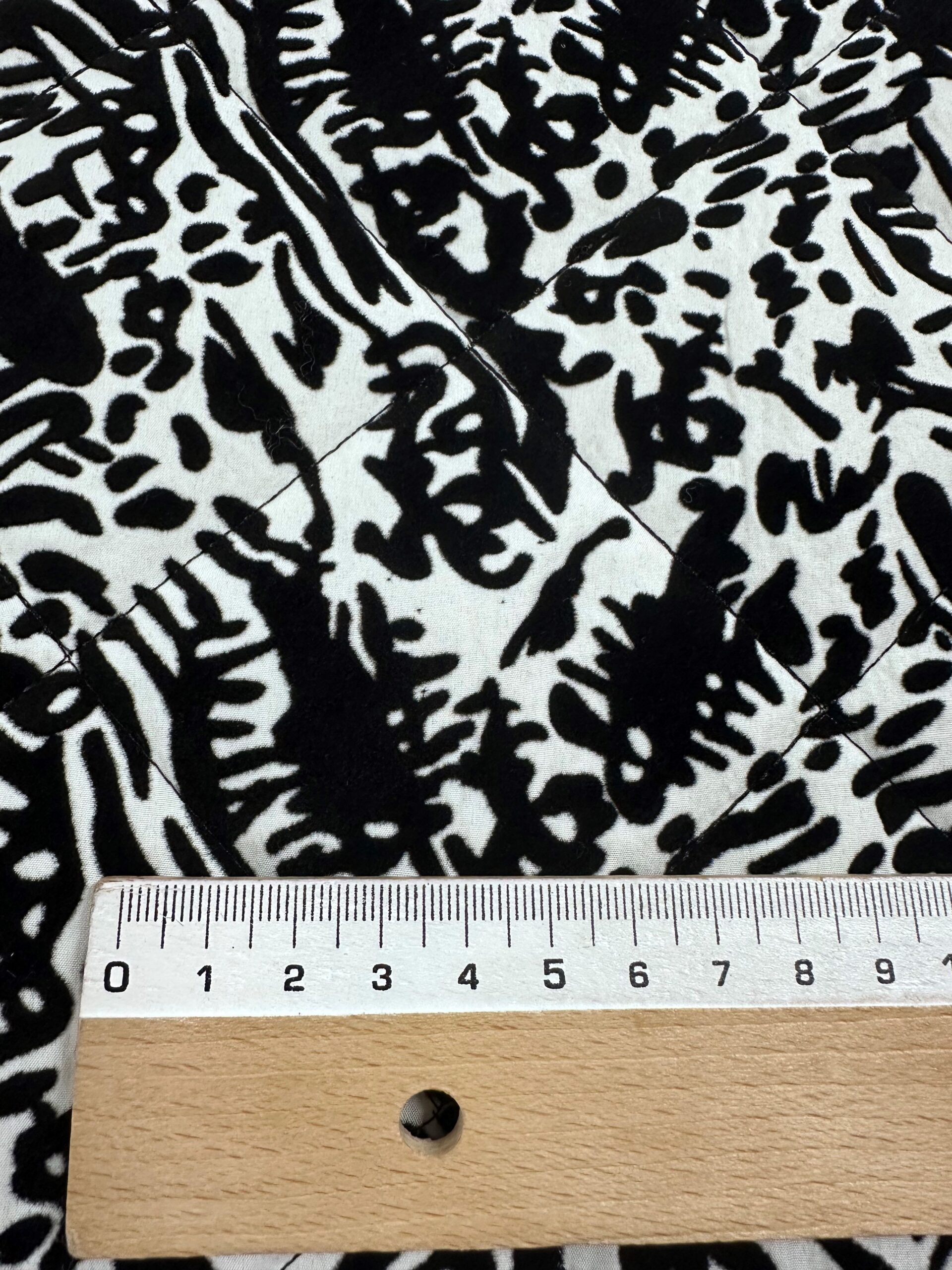 Acolchado Venus Negro/crudo