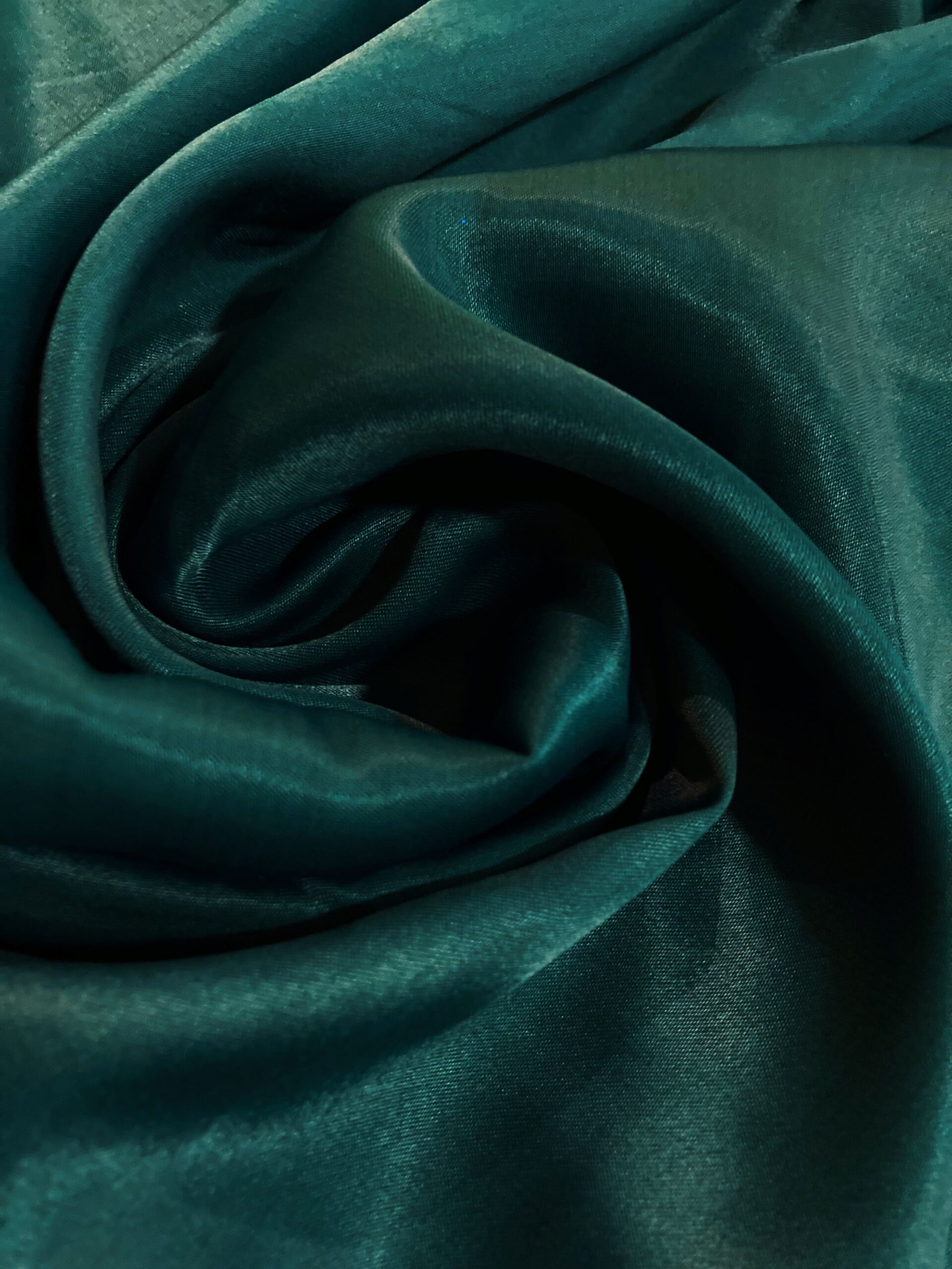 Raso viscosa verde petróleo