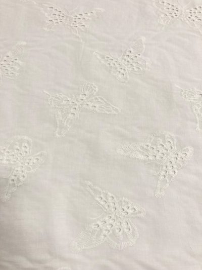 Batista Blanca Algodón Perforada Zoku