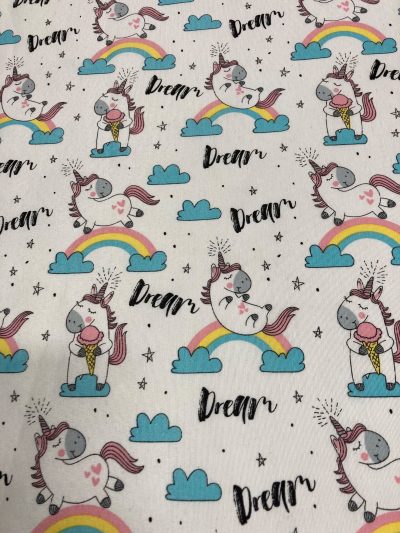 Loneta unicornios