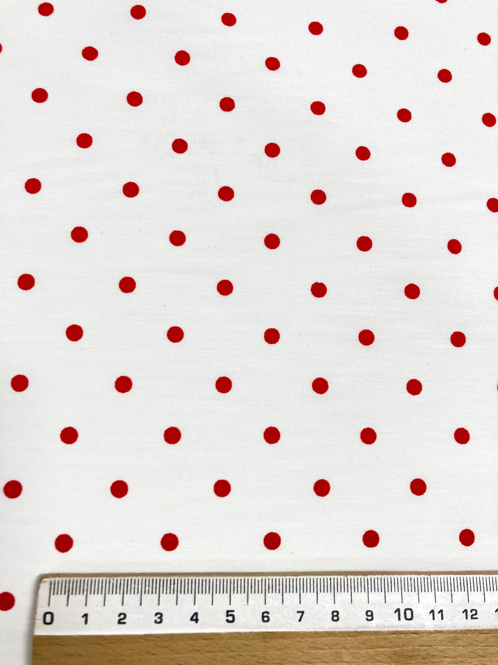 Popelín Flamenca Lunar lenteja rojo