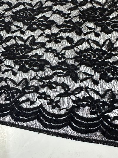 Blonda elástica negra