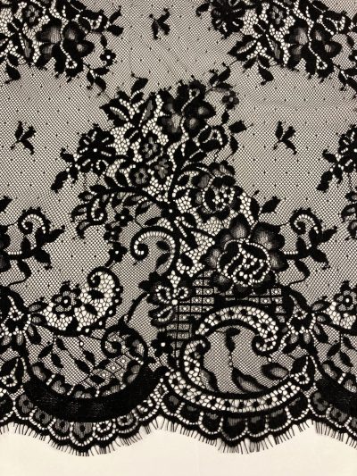 Mantilla Rosario negra