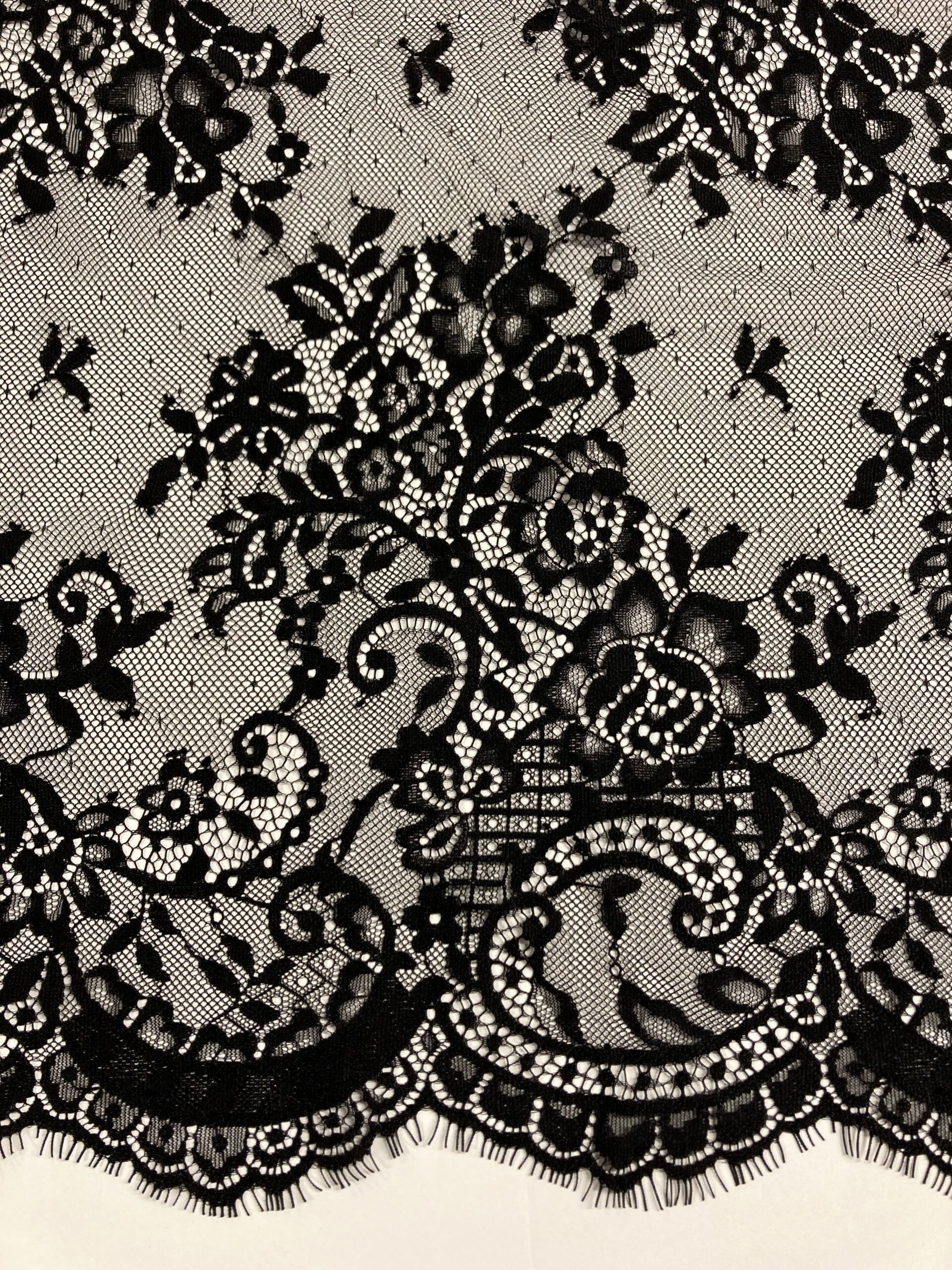 Mantilla Rosario negra