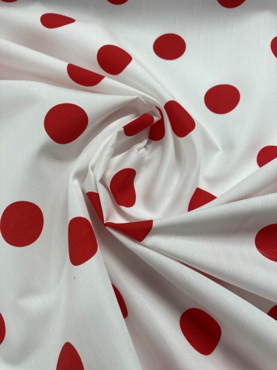 Popelín Flamenca blanco lunar rojo