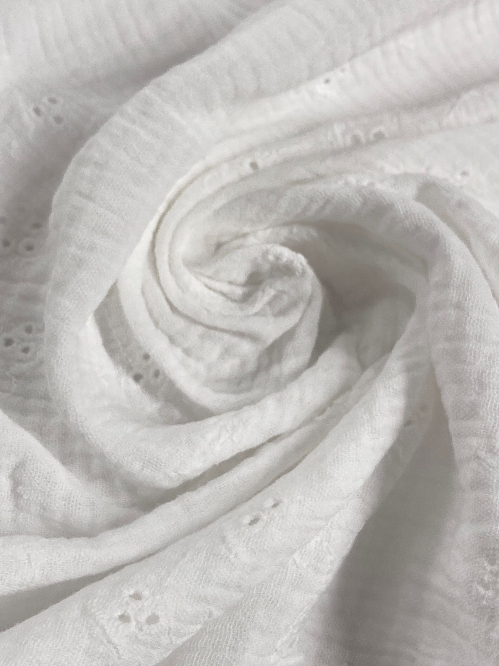 Doble Gasa Bordada Flor Blanca