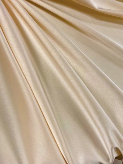 Crepe Satén Diana Champán**