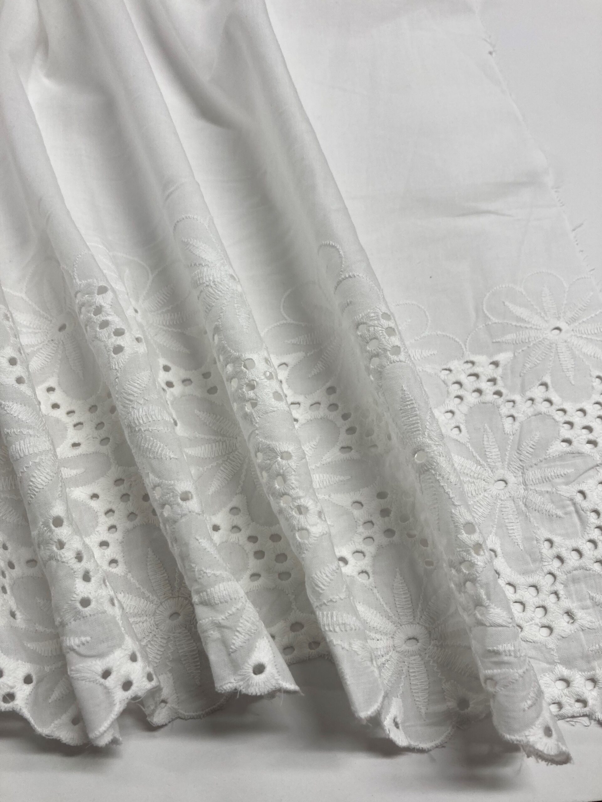 Batista Blc alg bordada margarita