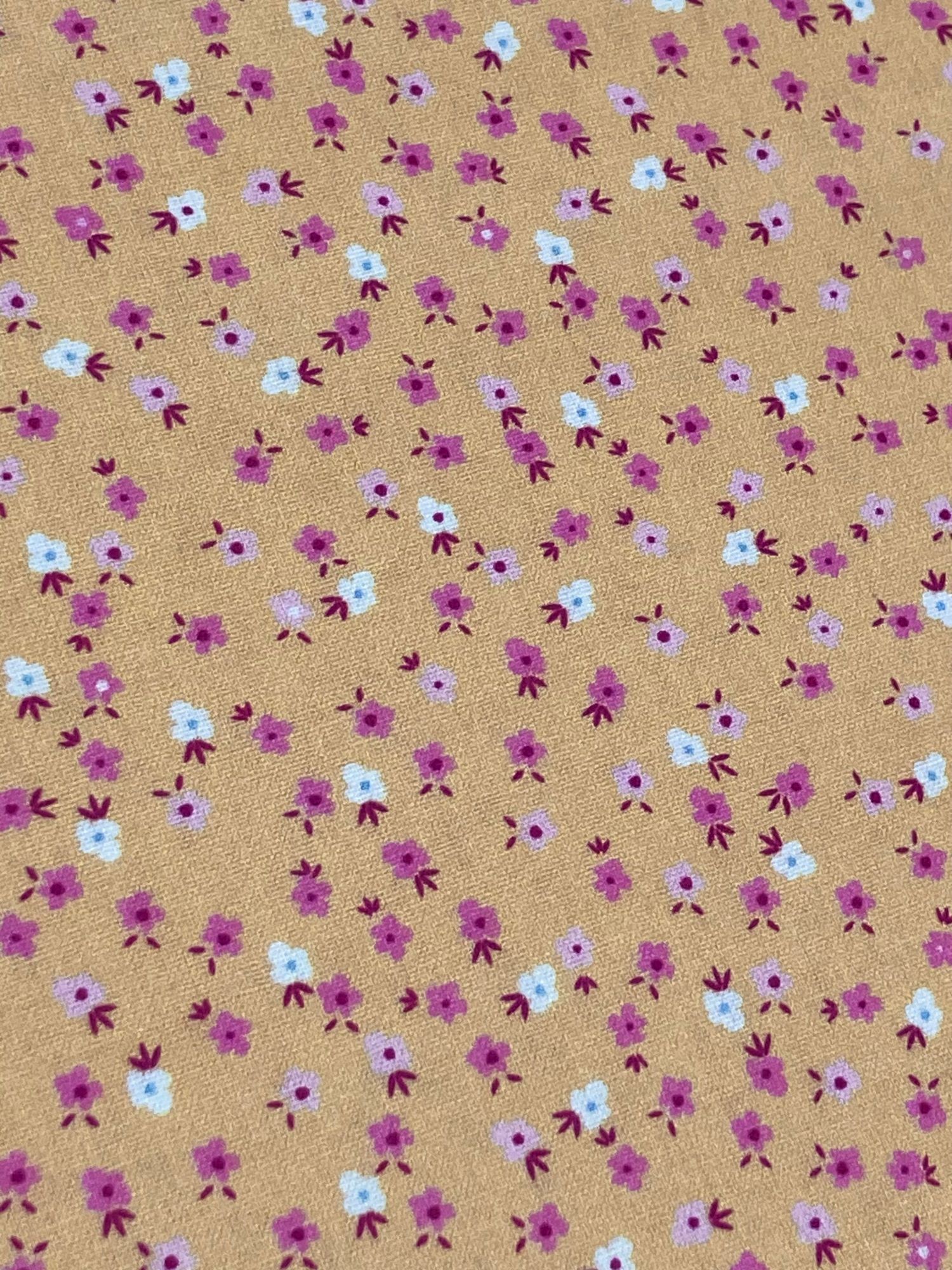 Egea flor melocotón