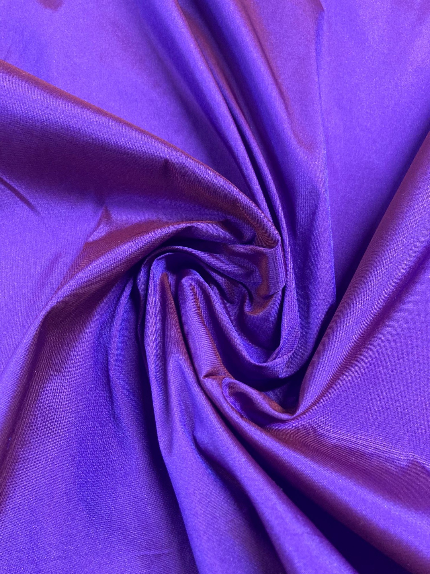 Tafetán Morado Tornasol