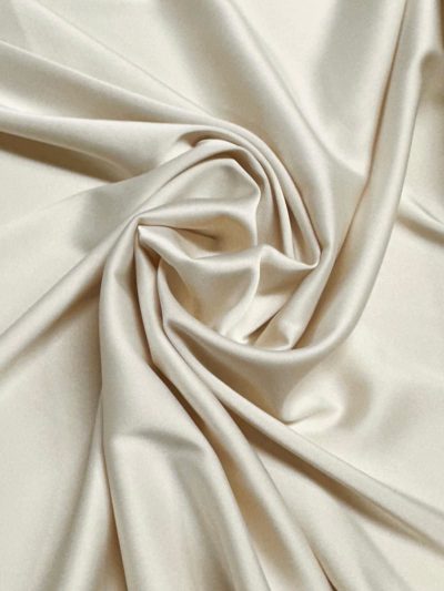 Crepe Satén Venecia beige claro